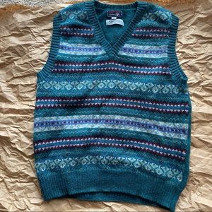 Tailors Row Finery Shetland Wool Green Fair Isle Sweater Vest